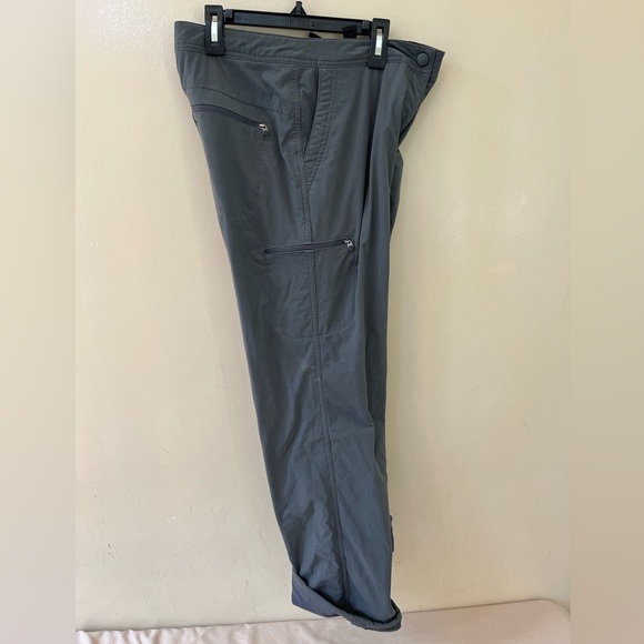 LL Bean Fleece Lined Hiking Pants, Women’s Size 6 Regular - Picture 2 of 15